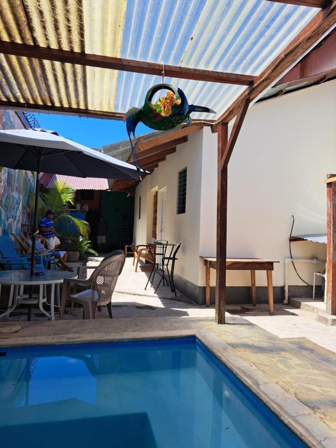 Hostal Mochilas Гранада Экстерьер фото